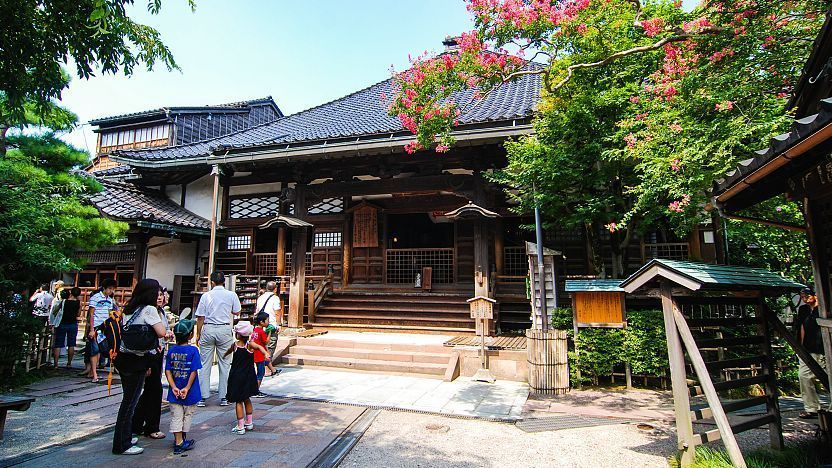 A picture of Myōryūji Temple in Kanazawa.